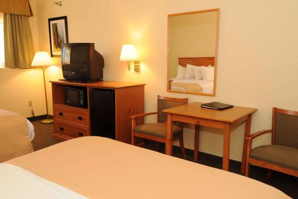 BEST WESTERN WESTON INN (West Yellowstone)